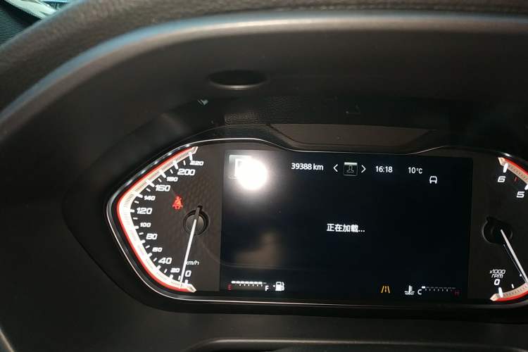 Used SAIC MAXUS D90 Pro 2020 2.0T Diesel 4x4 Alashan Edition 7-Seater Odometer Close Up