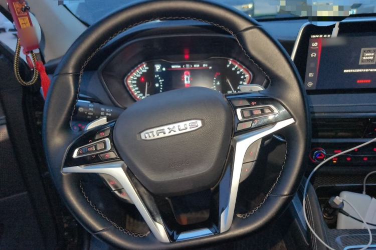 Used SAIC MAXUS D90 Pro 2020 2.0T Gasoline 4x4 Motuo Edition 7 Seats Steering Wheel