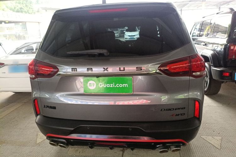 Used SAIC MAXUS D90 Pro 2020 2.0T Gasoline 4x4 Flagship Edition 6 Seats Rear