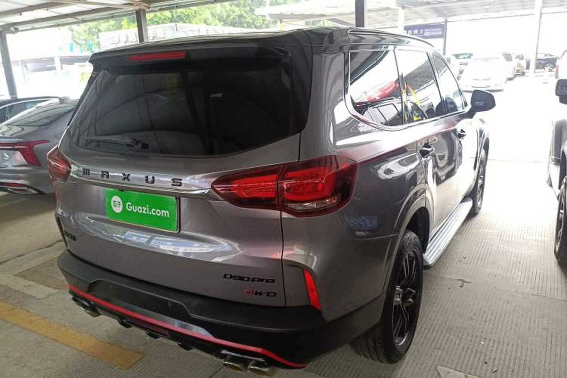 Used SAIC MAXUS D90 Pro 2020 2.0T Gasoline 4x4 Flagship Edition 6 Seats Rear Right 45 Deg