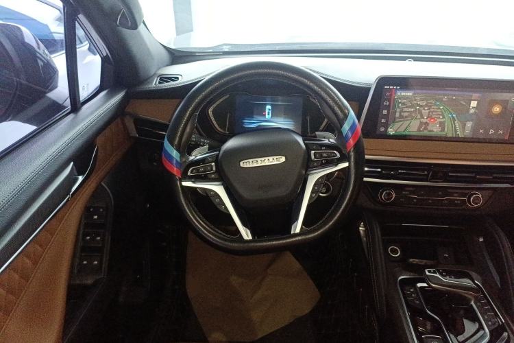 Used SAIC MAXUS D90 Pro 2020 2.0T Gasoline 4x4 Flagship Edition 6 Seats Steering Wheel