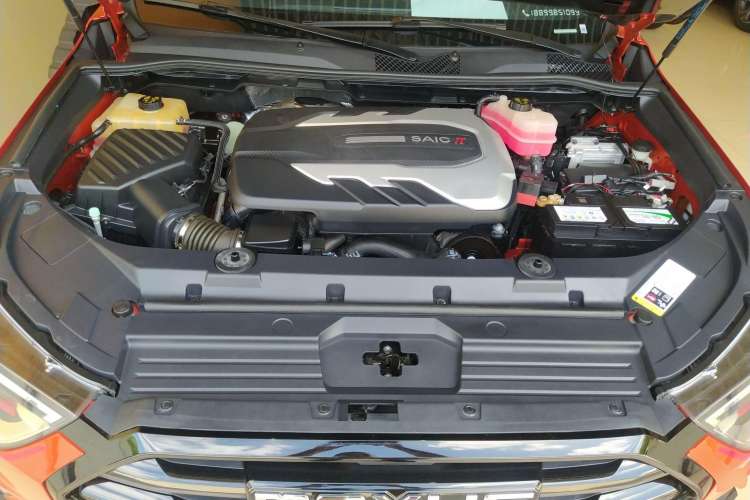 Used SAIC MAXUS D90 Pro 2020 2.0T Diesel 4x4 Alashan Edition 7-Seater Engine Bay