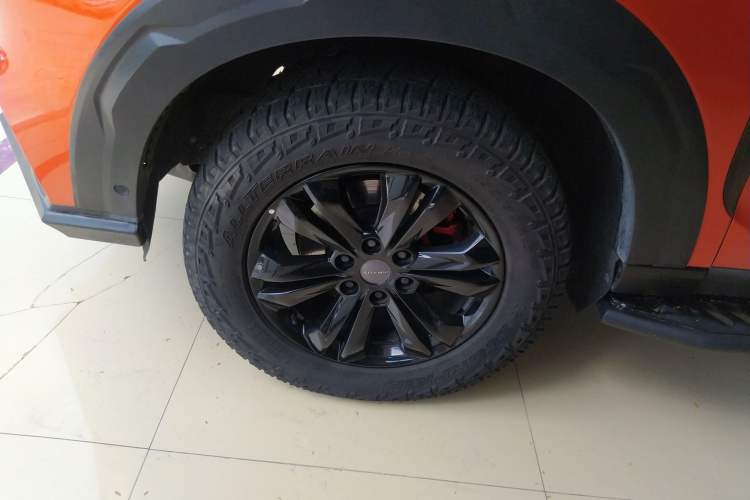 Used SAIC MAXUS D90 Pro 2020 2.0T Diesel 4x4 Alashan Edition 7-Seater Left Front Wheel Hub