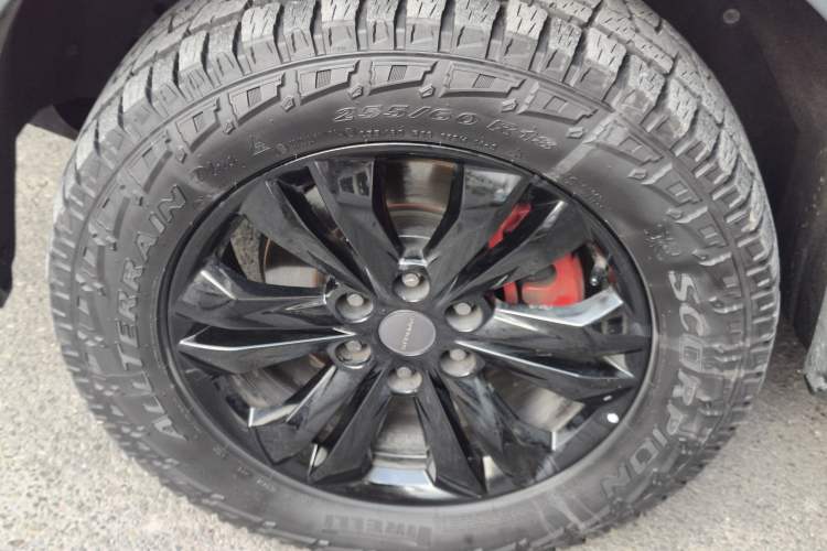 Used SAIC MAXUS D90 Pro 2020 2.0T Diesel 4x4 Comfort Edition 7 Seats Exterior 6
