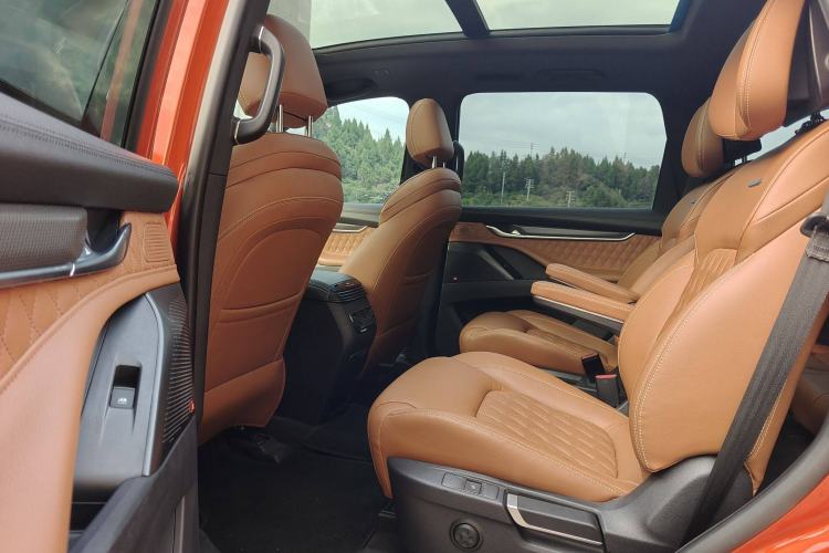 Used SAIC MAXUS D90 Pro 2020 2.0T Diesel 4x4 Comfort Edition 7 Seats Interior 1