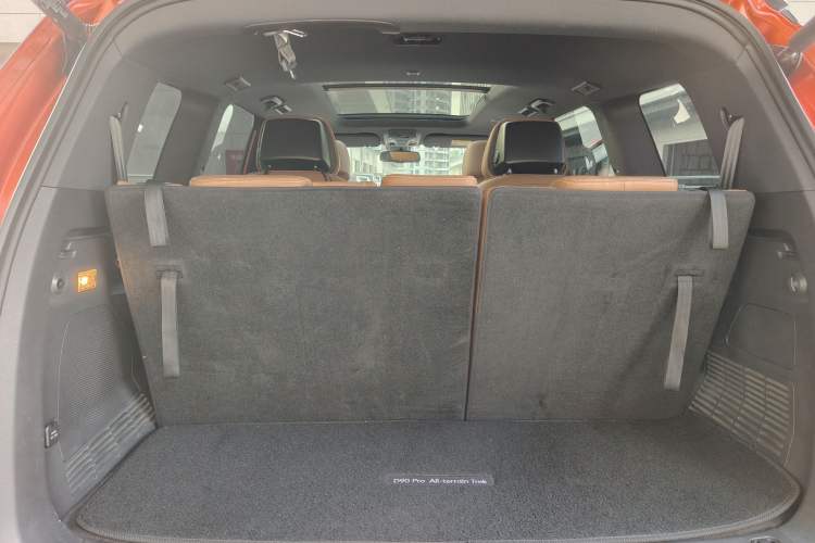 Used SAIC MAXUS D90 Pro 2020 2.0T Diesel 4x4 Comfort Edition 7 Seats Trunk