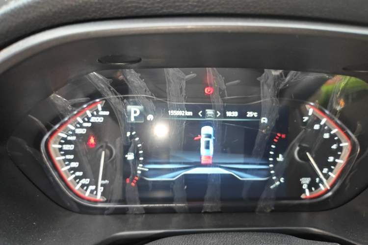 Used SAIC MAXUS D90 Pro 2021 2.0T Gasoline 4x4 Luxury Edition 7-Seater Odometer Close Up