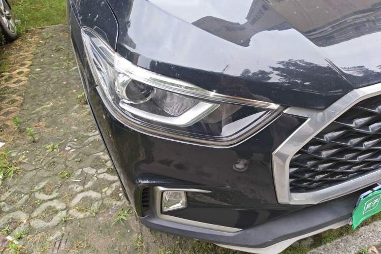 Used SAIC MAXUS D90 Pro 2021 2.0T Gasoline 4x4 Luxury Edition 7-Seater Right Front Headlight