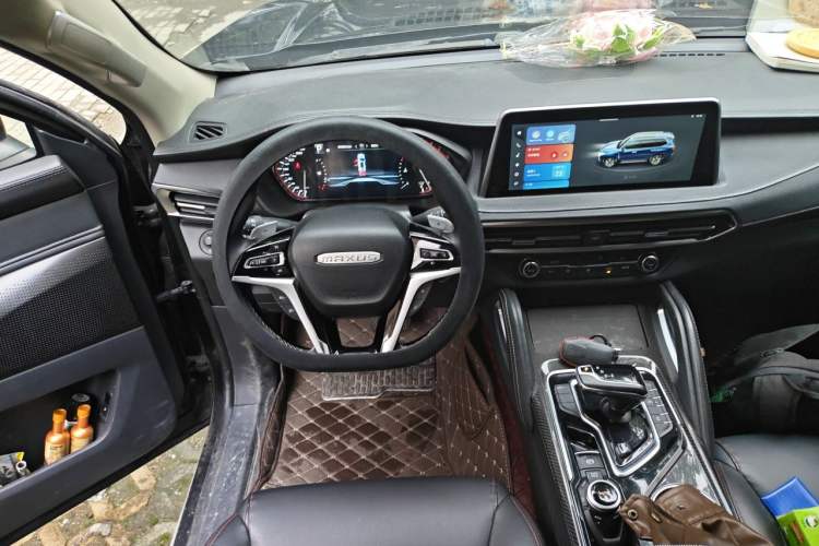Used SAIC MAXUS D90 Pro 2021 2.0T Gasoline 4x4 Luxury Edition 7-Seater Steering Wheel