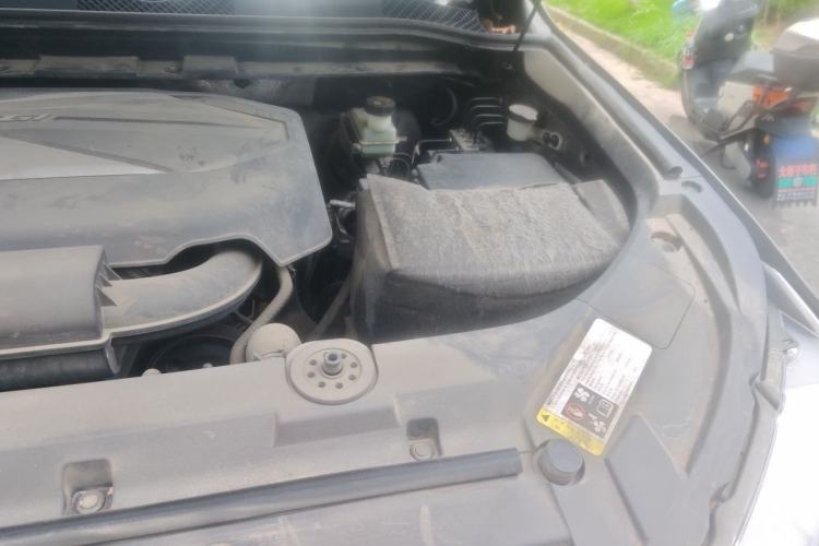 Used SAIC MAXUS D90 Pro 2021 2.0T Gasoline Two-Wheel Drive Elite Special Edition 7-Seater Engine Bay Left