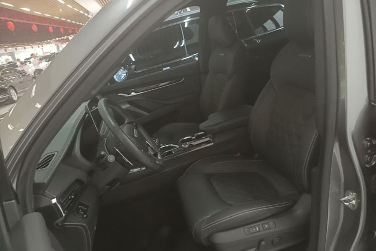 Used SAIC MAXUS D90 Pro 2021 2.0T Gasoline 4x4 Flagship Edition 7 Seats Left Front Seat