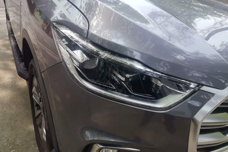 Used SAIC MAXUS D90 Pro 2021 2.0T Diesel 4x4 Enjoyment Edition 5 Seats Right Front Headlight