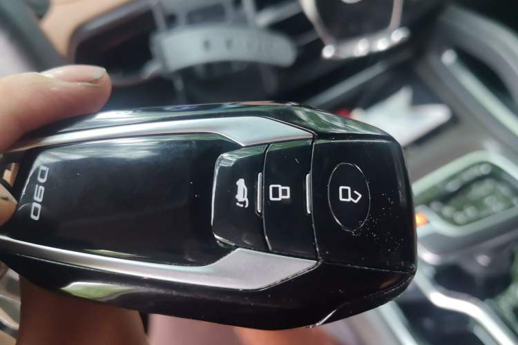 Used SAIC MAXUS D90 Pro 2021 2.0T Diesel 4x4 Enjoyment Edition 5 Seats Vehicle Key