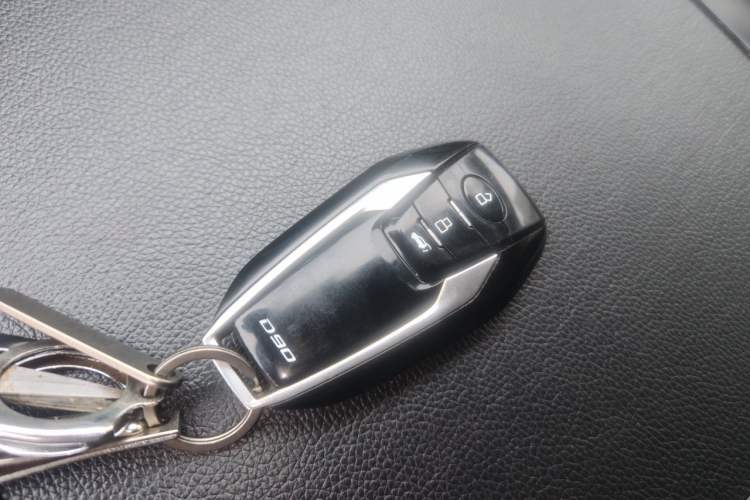 Used SAIC MAXUS D90 Pro 2021 2.0T Gasoline Two-Wheel Drive Elite Special Edition 7-Seater Vehicle Key