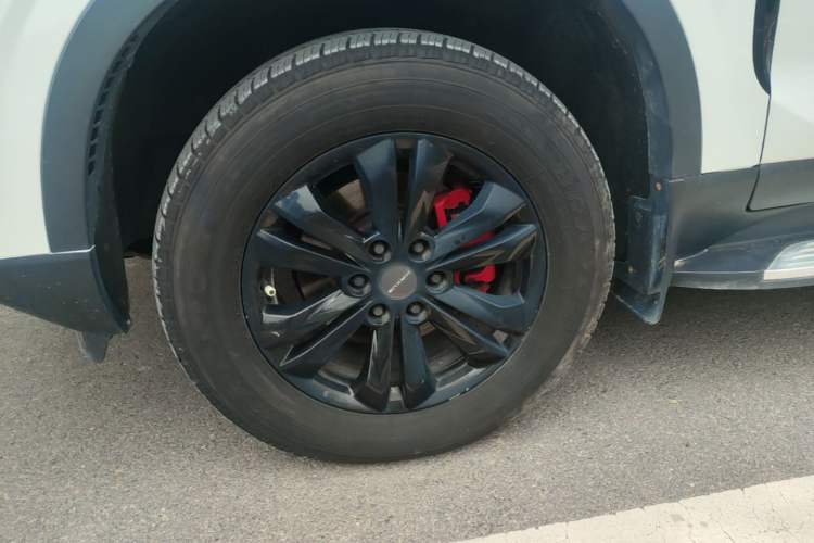 Used SAIC MAXUS D90 Pro 2021 2.0T Diesel 4x4 Enjoyment Edition 7 Seats Left Front Wheel Hub