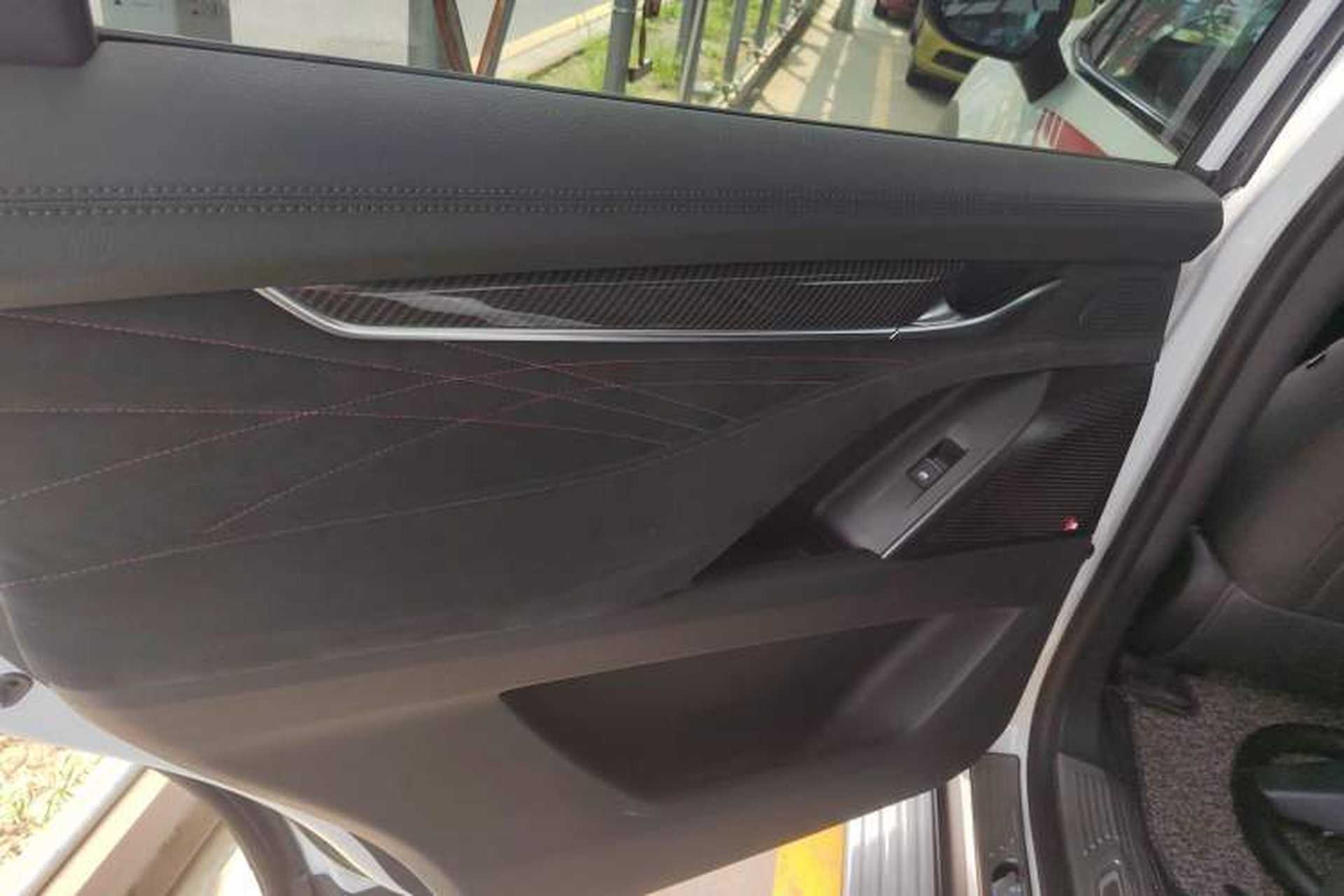 Used SAIC MAXUS D90 Pro 2021 2.0T Diesel 4x4 Alashan Edition 7 Seats Left Rear Door Interior