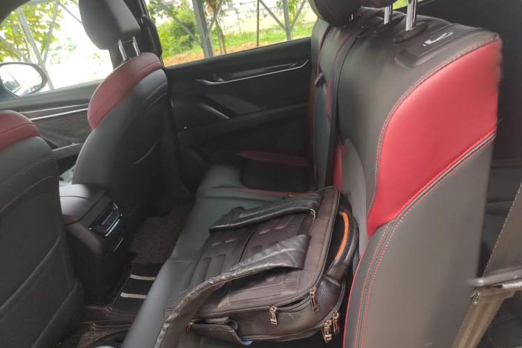 Used SAIC MAXUS D90 Pro 2021 2.0T Diesel 4x4 Alashan Edition 7 Seats Left Rear Seat