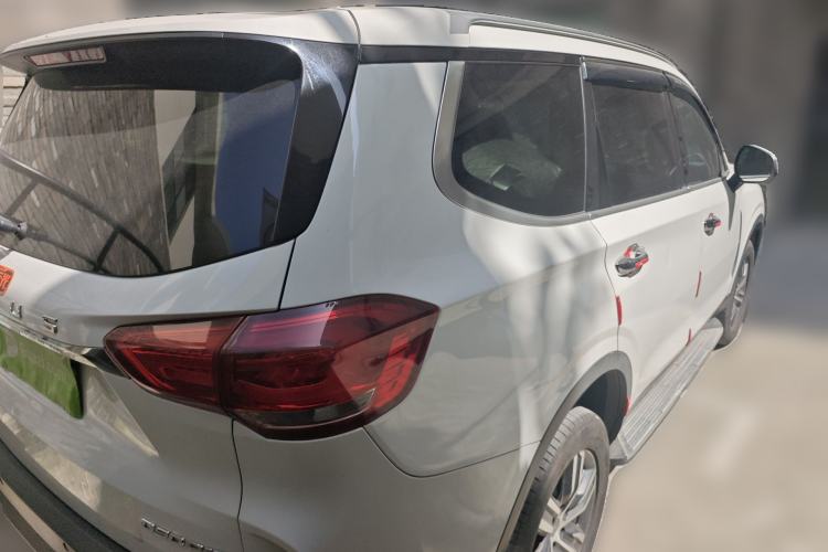 Used SAIC MAXUS D90 Pro 2021 2.0T Gasoline 4x4 Luxury Edition 7-Seater Rear Right 45 Deg
