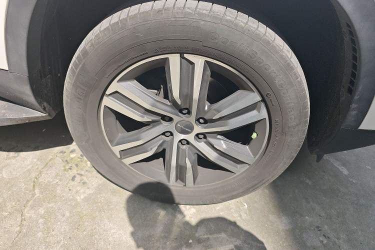 Used SAIC MAXUS D90 Pro 2021 2.0T Gasoline 4x4 Luxury Edition 7-Seater Right Front Wheel Hub