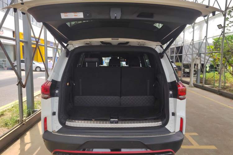 Used SAIC MAXUS D90 Pro 2021 2.0T Diesel 4x4 Alashan Edition 7 Seats Trunk