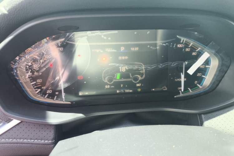 Used SAIC MAXUS Dajia 5 2024 1.3T PLUG-IN Enjoyment Edition 7-Seater Odometer Close Up
