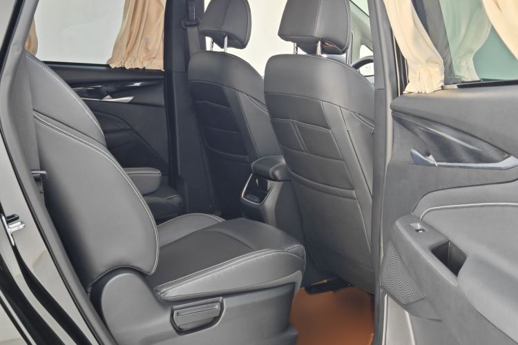 Used SAIC MAXUS Dajia 5 2022 1.3T Plug-in Enjoyment Edition 7-Seater Interior 2