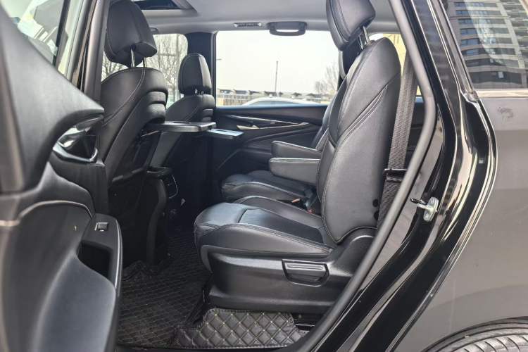 Used SAIC MAXUS Dajia 5 2022 520 km Enjoyment Version Six Seats Interior 3