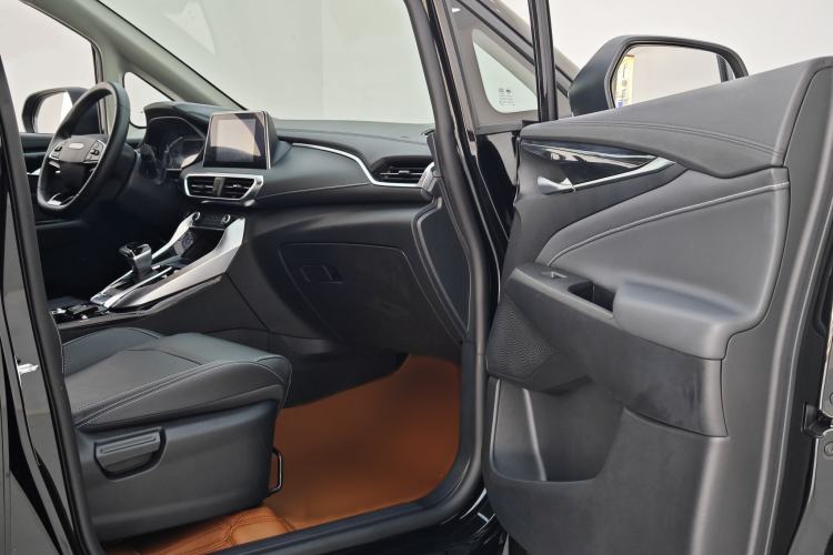 Used SAIC MAXUS Dajia 5 2022 1.3T Plug-in Enjoyment Edition 7-Seater Interior 8