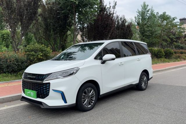 Used SAIC MAXUS Dajia 5 2022 430 km Elite Version 7-Seater