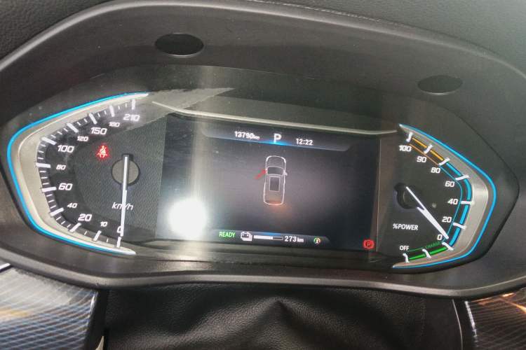 Used SAIC MAXUS Dajia 5 2022 430 km Elite Version 7-Seater Instrument Cluster