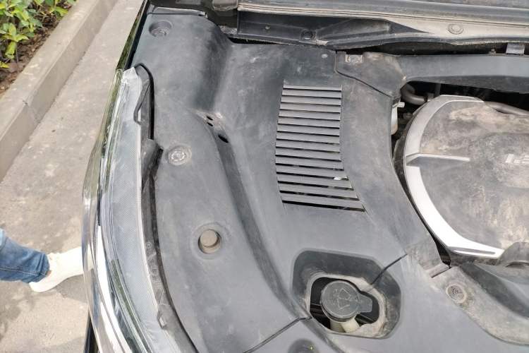 Used SAIC MAXUS Dajia 5 2024 1.3T PLUG-IN Enjoyment Edition 7-Seater Engine Bay Right