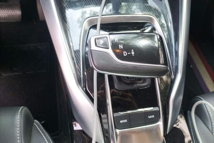 Used SAIC MAXUS Dajia 5 2024 1.3T PLUG-IN Enjoyment Edition 7-Seater Gear Lever