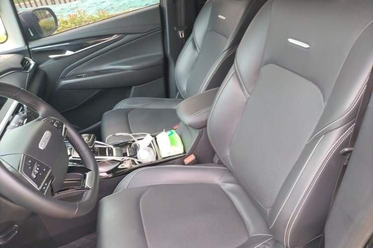 Used SAIC MAXUS Dajia 5 2024 1.3T PLUG-IN Enjoyment Edition 7-Seater Left Front Seat
