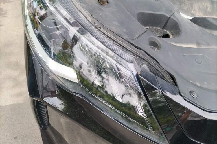 Used SAIC MAXUS Dajia 5 2024 1.3T PLUG-IN Enjoyment Edition 7-Seater Right Front Headlight