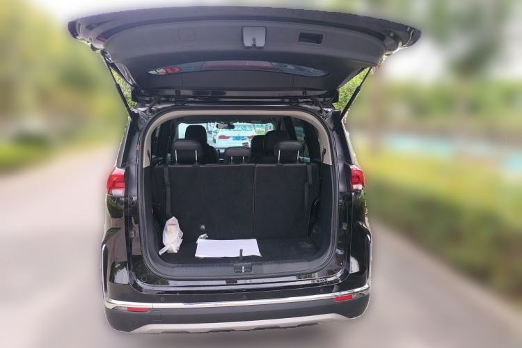 Used SAIC MAXUS Dajia 5 2024 1.3T PLUG-IN Enjoyment Edition 7-Seater Trunk