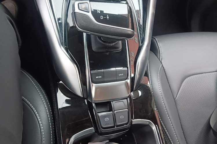 Used SAIC MAXUS Dajia 5 2024 Restyled 1.3T Plug-in Enjoyment Version 7 Seats Gear Lever