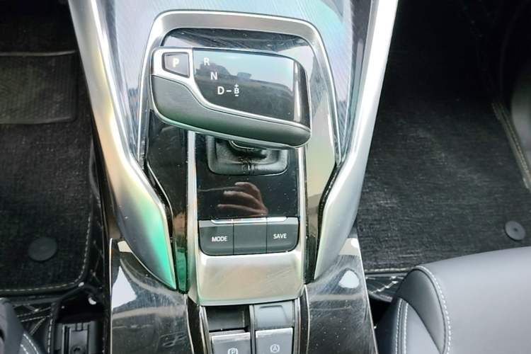 Used SAIC MAXUS Dajia 5 2024 Restyled 1.3T Plug-in Enjoyment Version 7 Seats Gear Lever