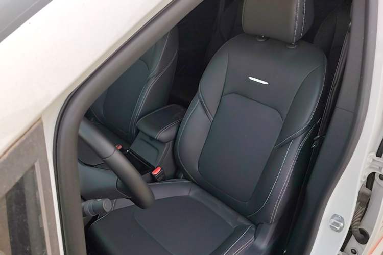Used SAIC MAXUS Dajia 5 2024 Restyled 1.3T Plug-in Enjoyment Version 7 Seats Left Front Seat