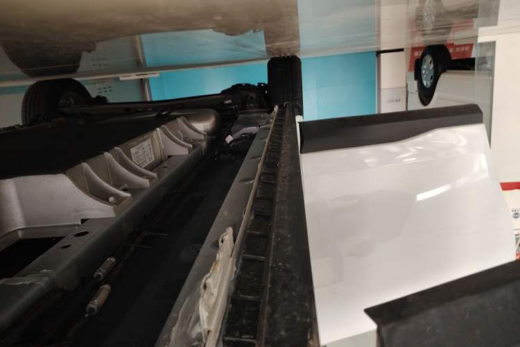 Used SAIC MAXUS Dajia 5 2024 1.3T PLUG-IN Enjoyment Edition 7-Seater Right Side Sill