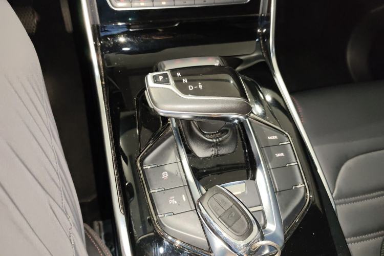 Used SAIC MAXUS Dajia 6 2022 1.3T PLUG-IN Executive Edition Gear Lever