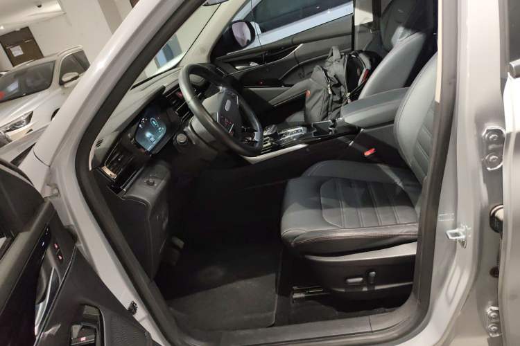 Used SAIC MAXUS Dajia 6 2022 1.3T PLUG-IN Executive Edition Left Front Seat