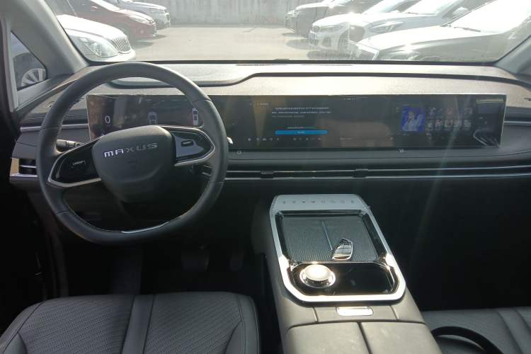 Used SAIC MAXUS Dajia 7 2024 605 km Extended-Range Forest Version Center Console