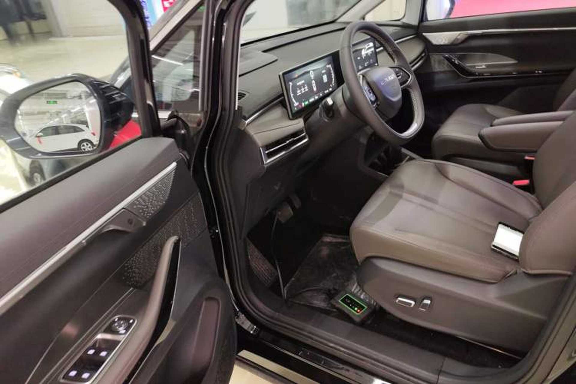 Used SAIC MAXUS Dajia 7 2024 Super Hybrid Long-Range Edition Enjoyment Version Driver Seat