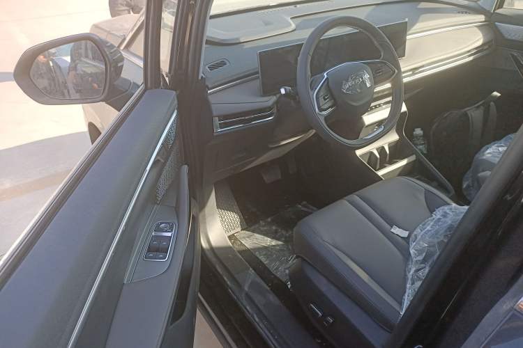 Used SAIC MAXUS Dajia 7 2024 Revised Version Super Hybrid Long-Range Edition Enjoyment Version Driver Seat