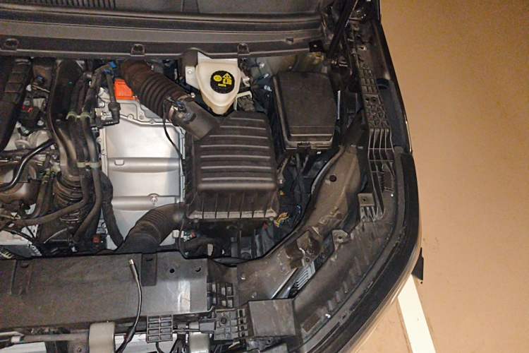 Used SAIC MAXUS Dajia 7 2024 Super Hybrid Ultra-Long Range Enjoyment Edition Engine Bay Left
