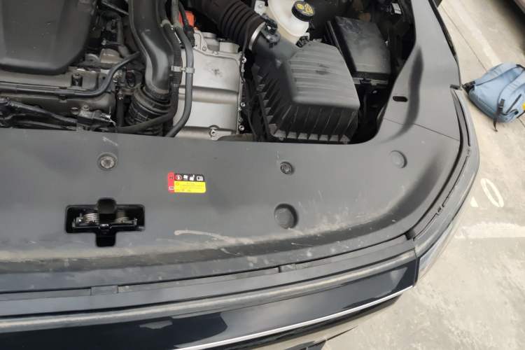 Used SAIC MAXUS Dajia 7 2024 Super Hybrid Ultra-Long Range Enjoyment Edition Engine Bay Left