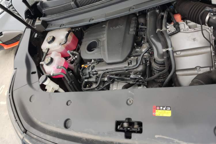 Used SAIC MAXUS Dajia 7 2024 Super Hybrid Ultra-Long Range Enjoyment Edition Engine Bay Right