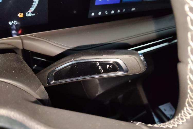 Used SAIC MAXUS Dajia 7 2024 Revised Version Super Hybrid Long-Range Edition Enjoyment Version Gear Lever