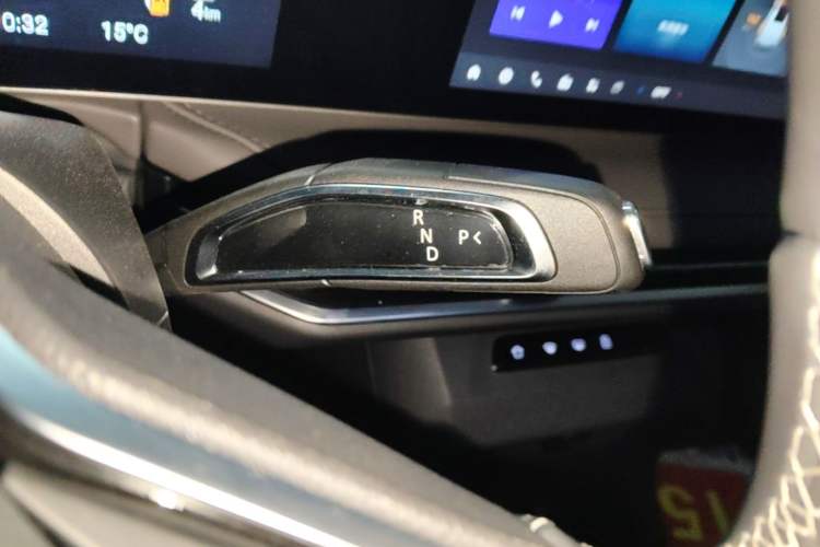 Used SAIC MAXUS Dajia 7 2024 Revised Version Super Hybrid Long-Range Edition Enjoyment Version Gear Lever
