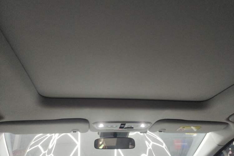 Used SAIC MAXUS Dajia 7 2024 Super Hybrid Ultra-Long Range Edition – Premium Version Headliner
